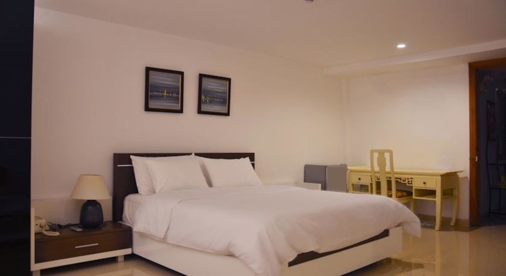 Crown Diamond Hotel - Phu My Hung District 7 Ho Şi Min Dış mekan fotoğraf